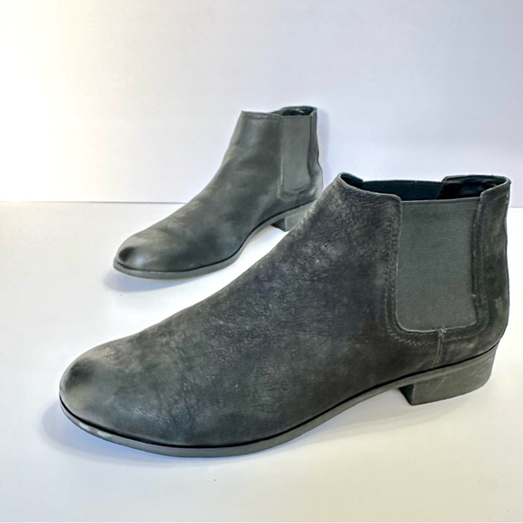 Frye Shoes - Frye Mallory Chelsea Women's Nubuck Black Minimalist Distressed Ankle Booties 9